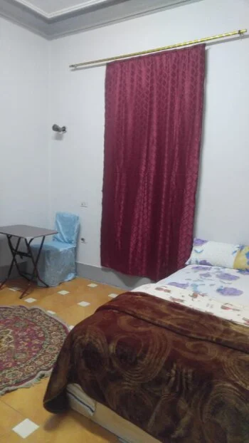 غرفة بالمنيرة وسط البلد بجانب التحرير