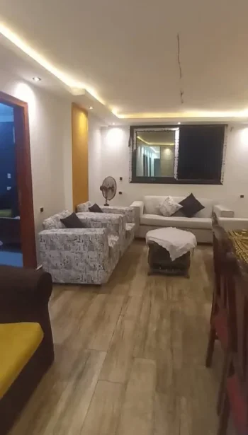 غرفة مفروشة للايجار في موقع هادي ومميز